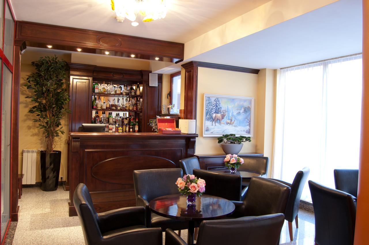 Hotel Nemira Slănic-Moldova Zewnętrze zdjęcie