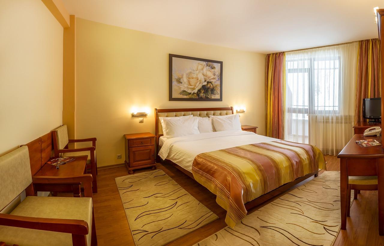 Hotel Nemira Slănic-Moldova Zewnętrze zdjęcie