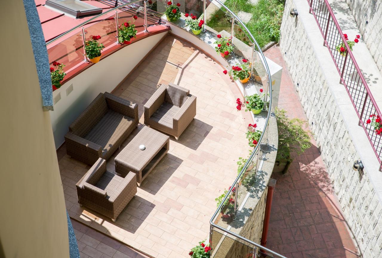 Hotel Nemira Slănic-Moldova Zewnętrze zdjęcie