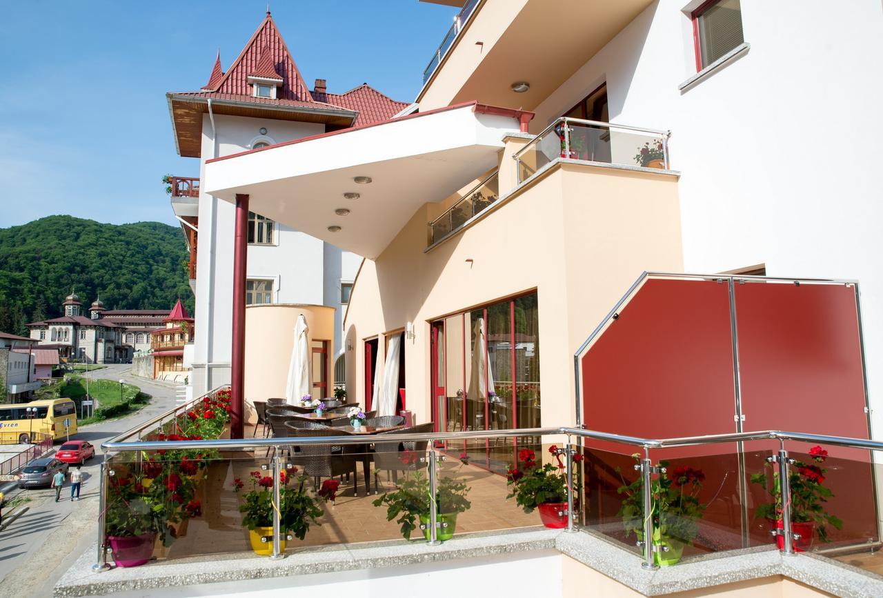 Hotel Nemira Slănic-Moldova Zewnętrze zdjęcie