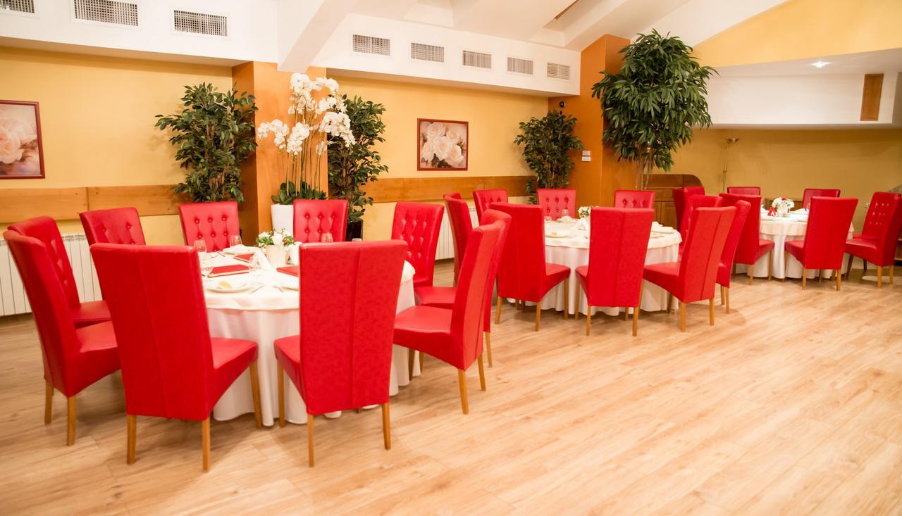 Hotel Nemira Slănic-Moldova Zewnętrze zdjęcie