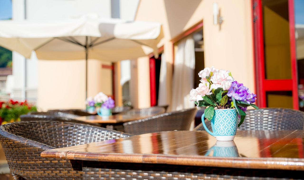 Hotel Nemira Slănic-Moldova Zewnętrze zdjęcie