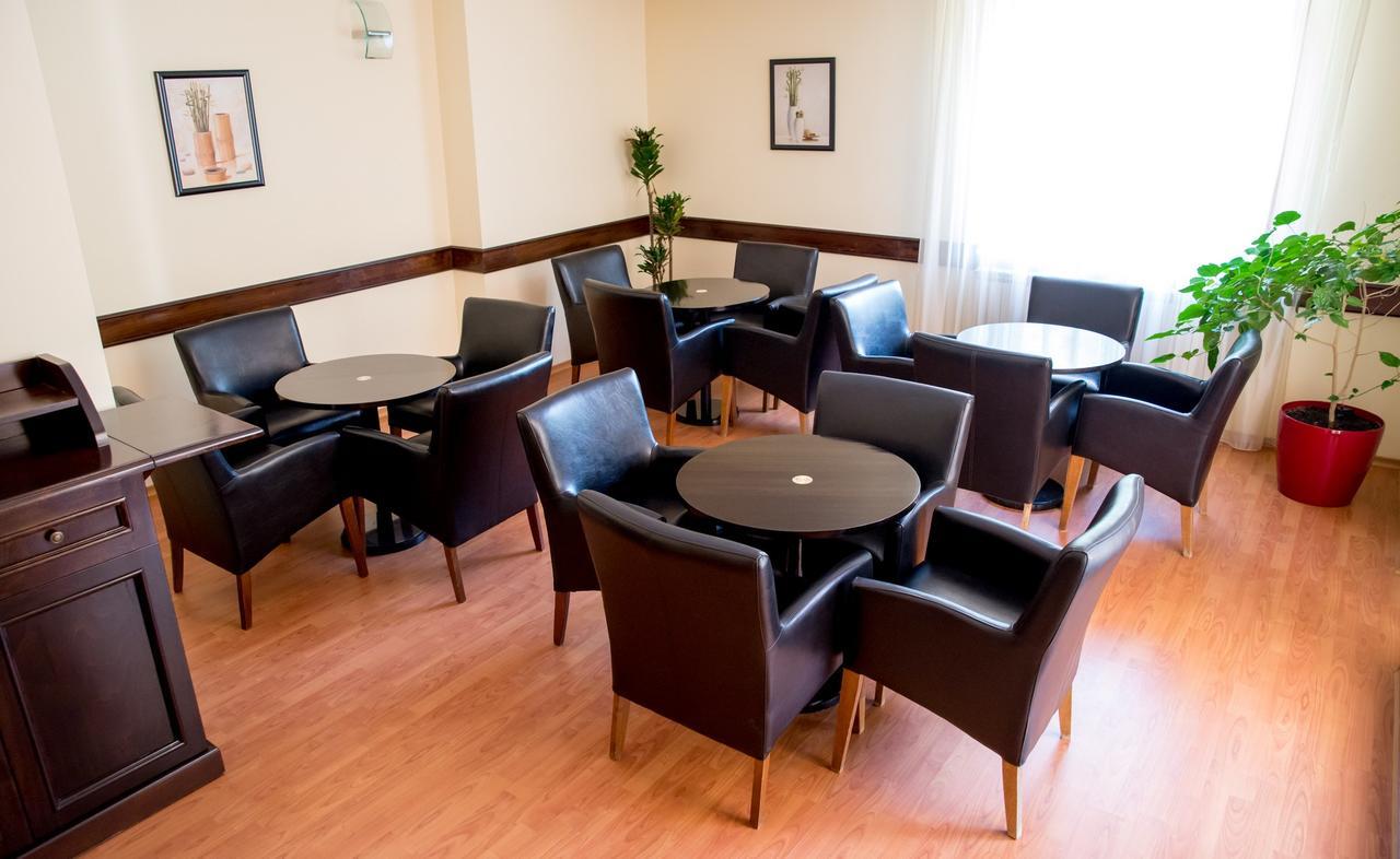 Hotel Nemira Slănic-Moldova Zewnętrze zdjęcie
