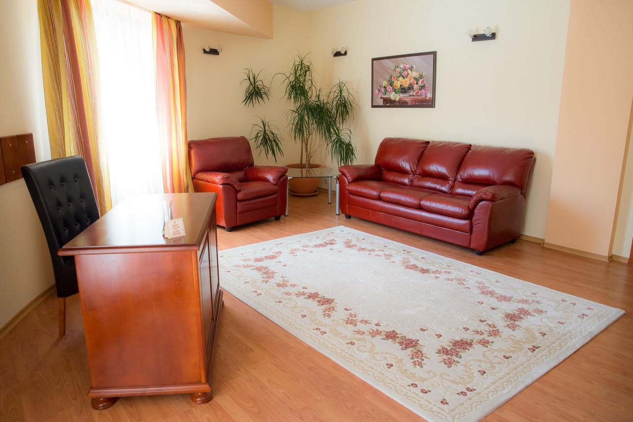 Hotel Nemira Slănic-Moldova Zewnętrze zdjęcie