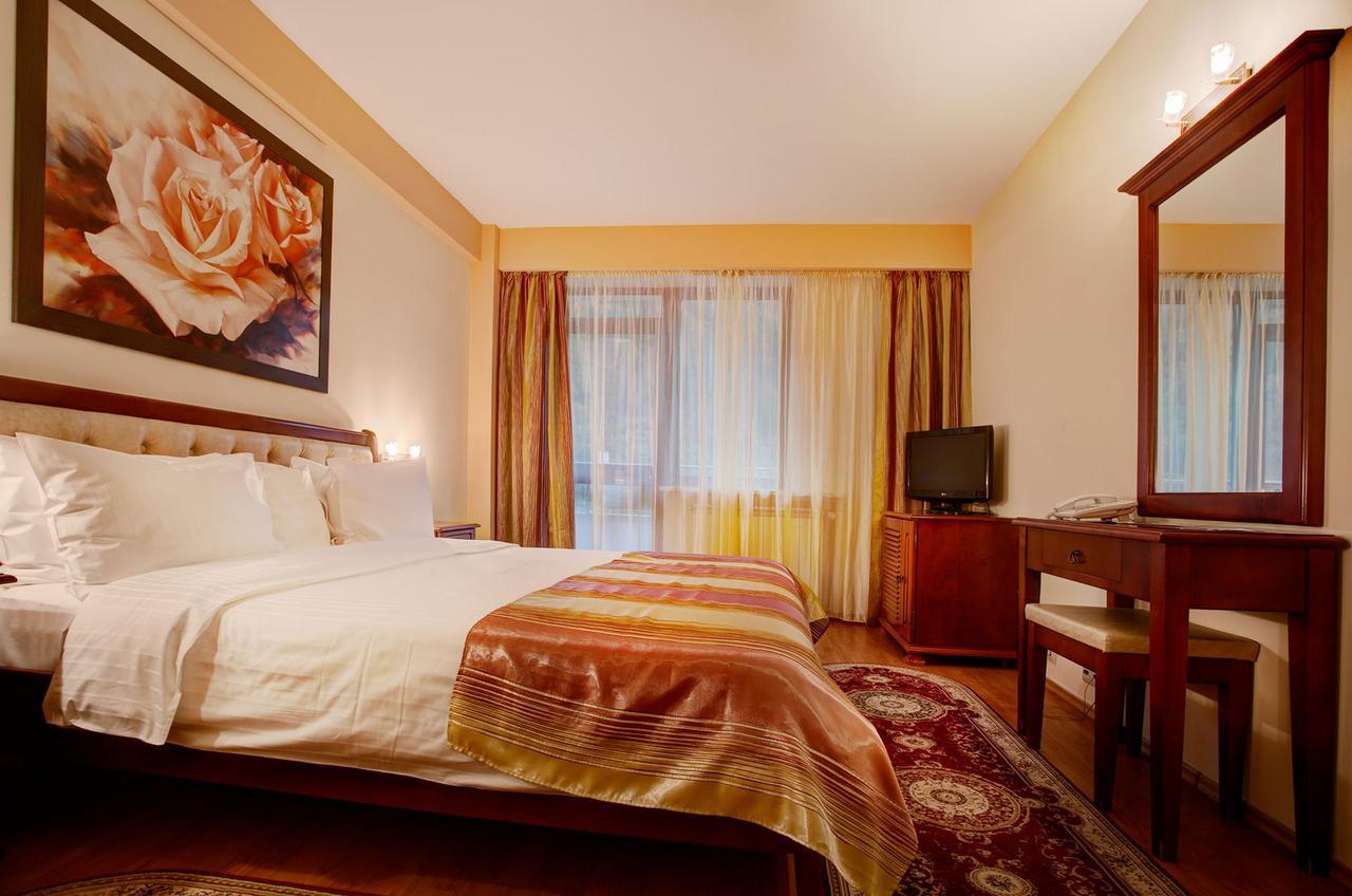 Hotel Nemira Slănic-Moldova Zewnętrze zdjęcie